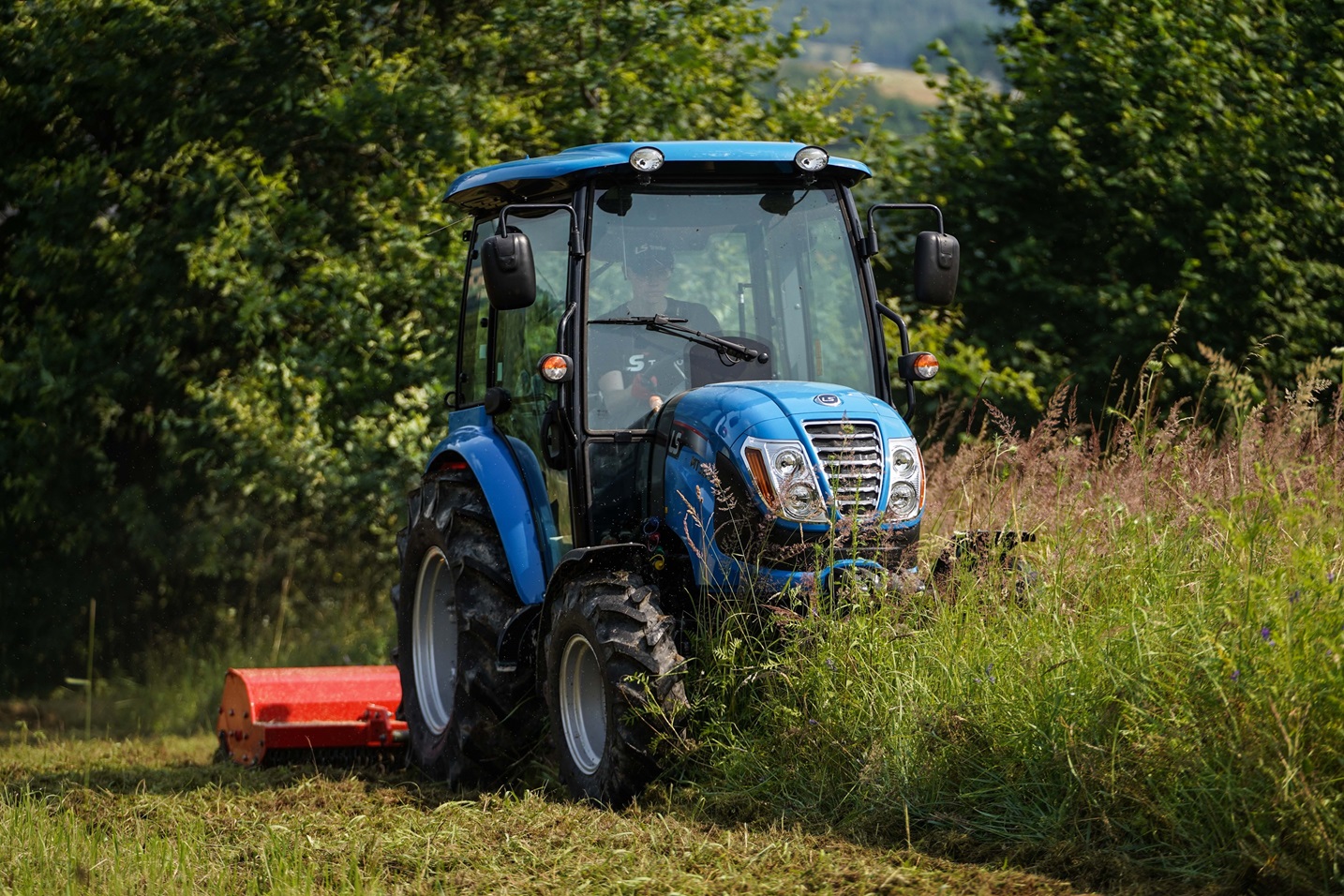 Traktor s cepovou kosačkou-LS-Tractor-MT3.60